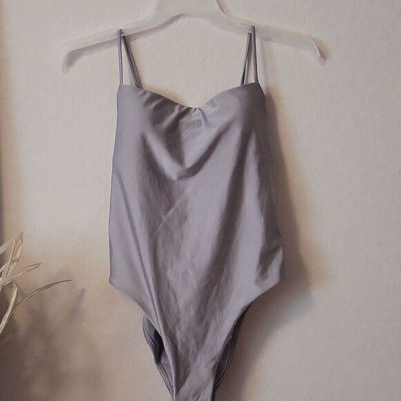 Shade And Shore Silver Color One Piece Women Swimsuit Size M 8-10 - Picture 11 of 14